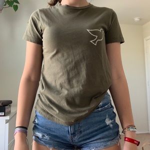 PEACE LOVE WORLD. I Am Free graphic tee